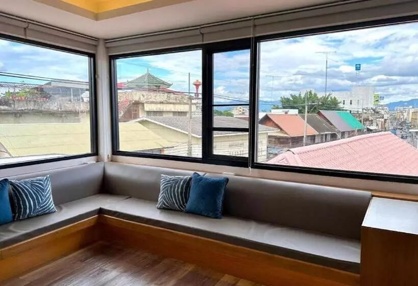 Need A Nap Hostel Phrae