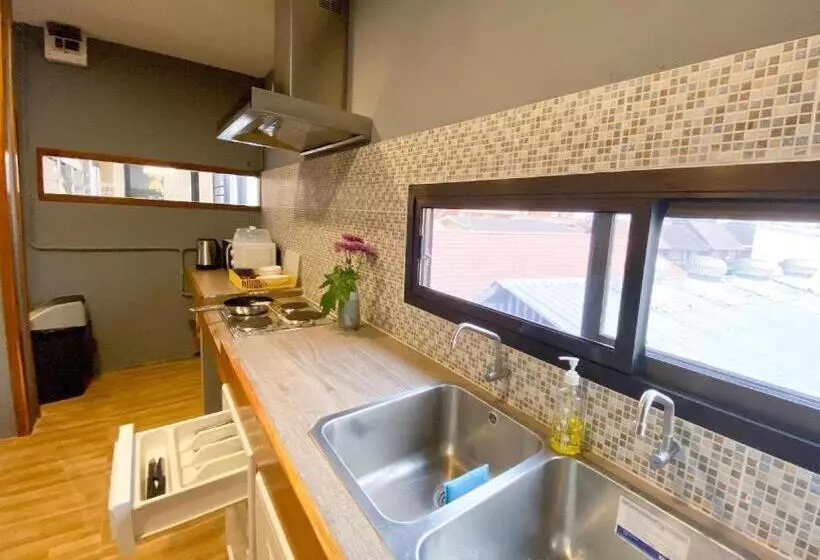 Need A Nap Hostel Phrae