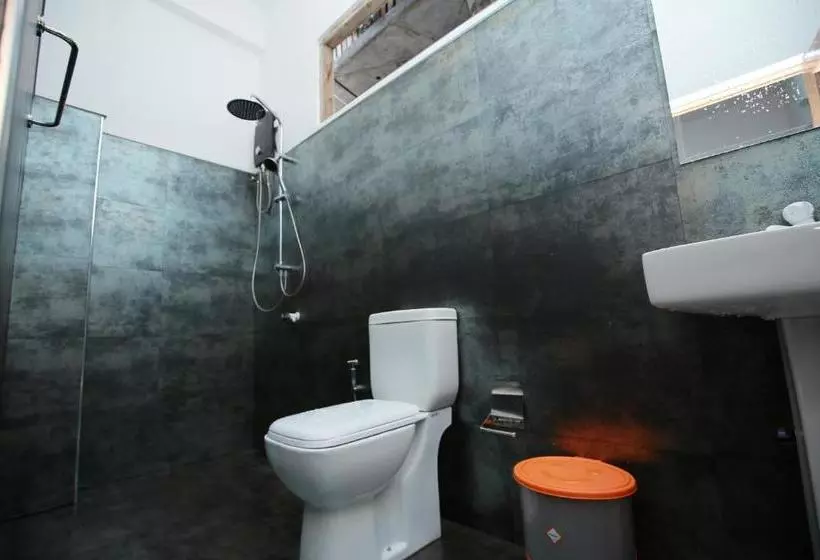 Tiki Bar Hostel Ella