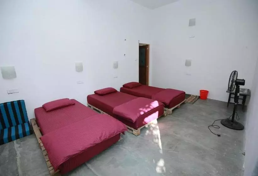 Tiki Bar Hostel Ella