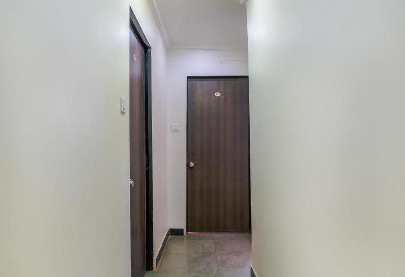 호텔 Spot On 69370 Pratik Lodging