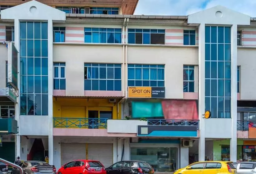 هتل Spot On 89936 Sutera Inn