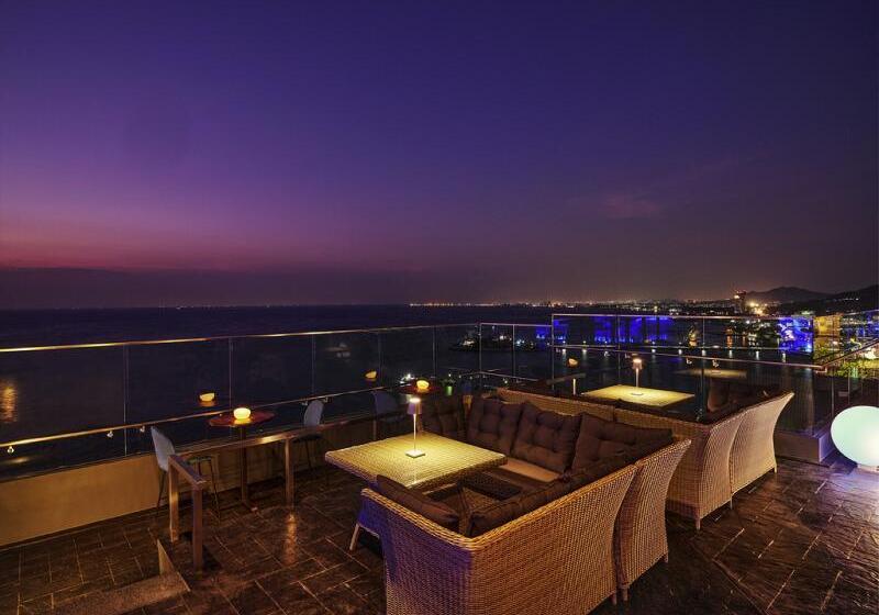 Novotel Marina Sriracha