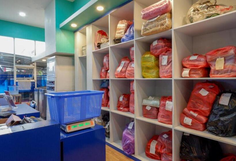 Reddoorz Syariah @ Hotel Wisma Indonesia Kendari