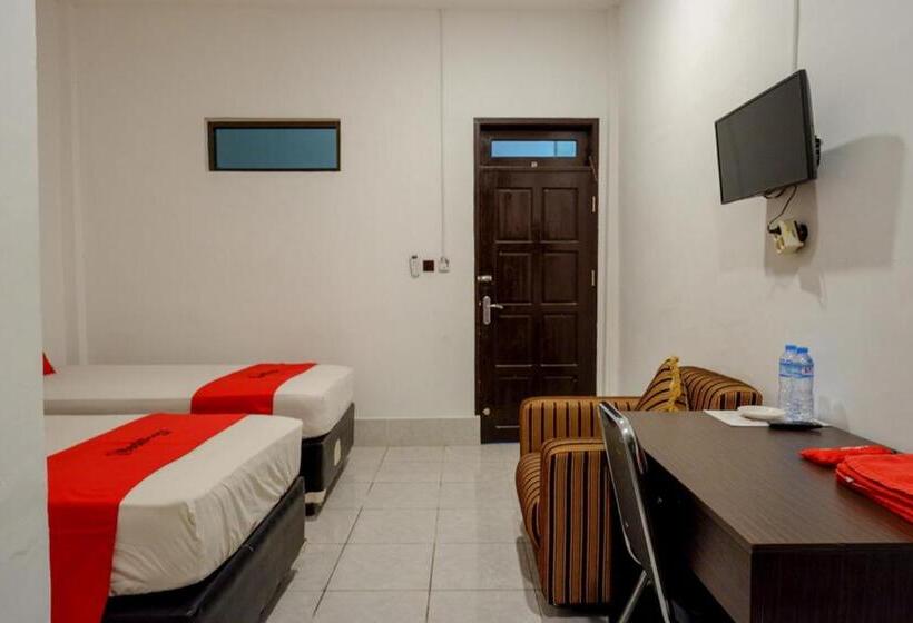 Reddoorz Syariah @ Hotel Wisma Indonesia Kendari