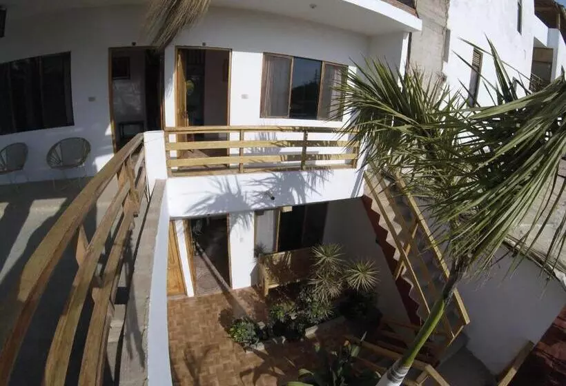 ユースホステル Hospedaje Costa Norte