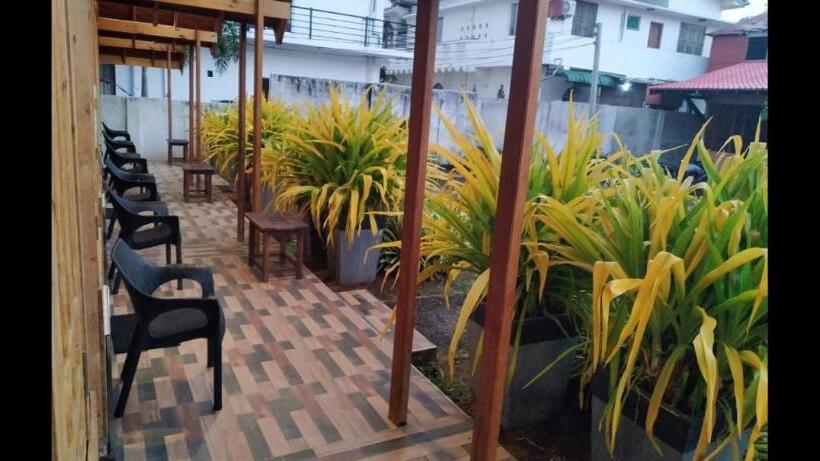 Hotel Amazon Beach Cabana