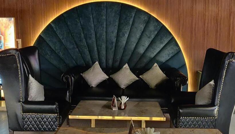 فندق Ariena The Boutique