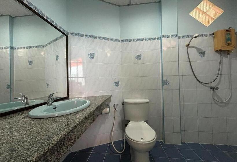 酒店 Me Mee Place & Tour Krabi