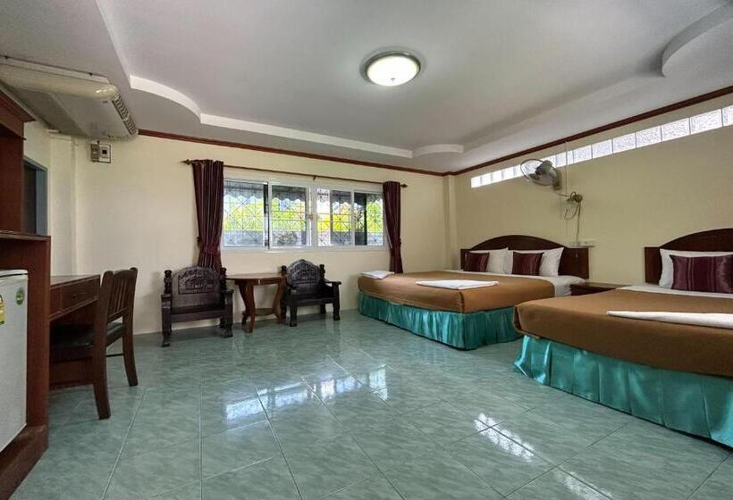 酒店 Me Mee Place & Tour Krabi