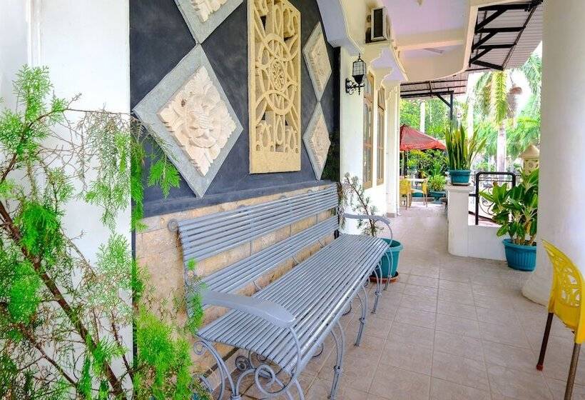 ホテル Oyo 3088 Green Valley House