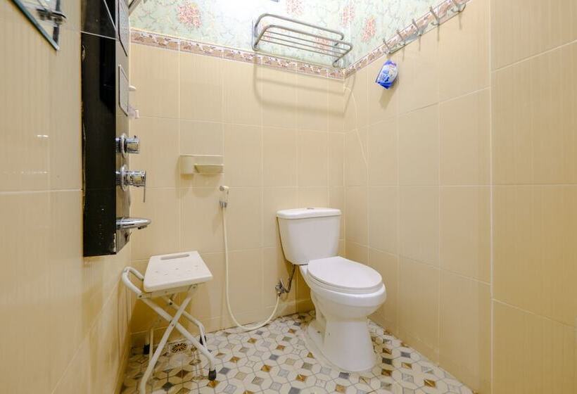 ホテル Oyo 3088 Green Valley House