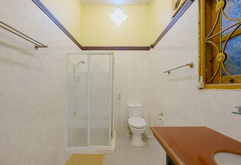 ホテル Oyo 3088 Green Valley House