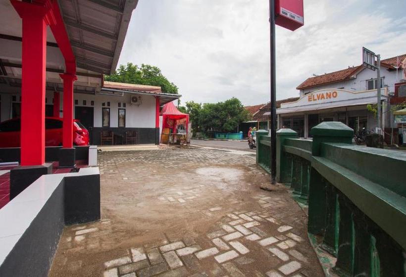 Otel Oyo 3126 Penginapan Suka Asih