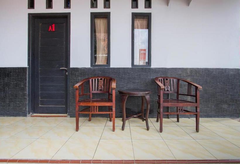 Otel Oyo 3126 Penginapan Suka Asih