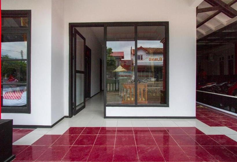 Otel Oyo 3126 Penginapan Suka Asih