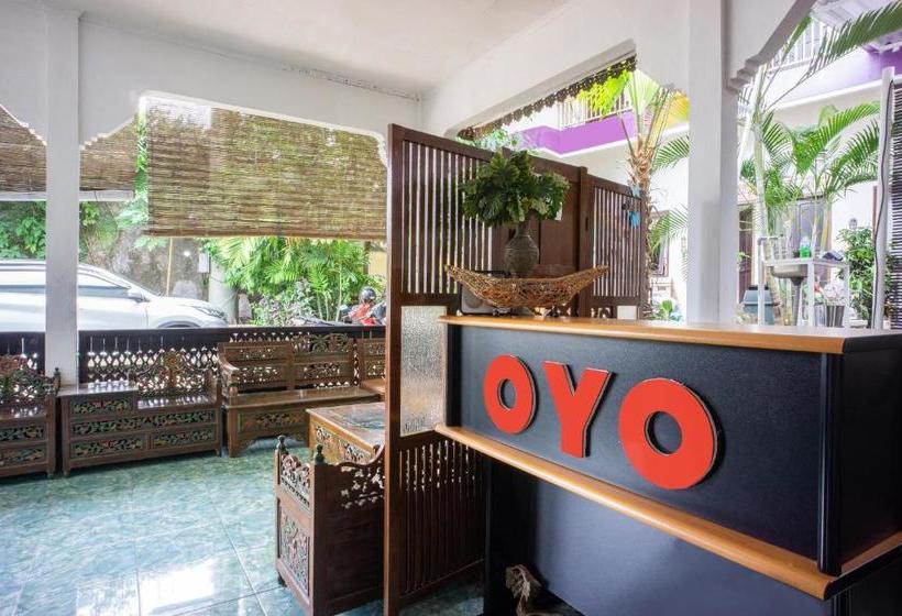 Hotell Oyo 3139 Naya Guest House Syariah
