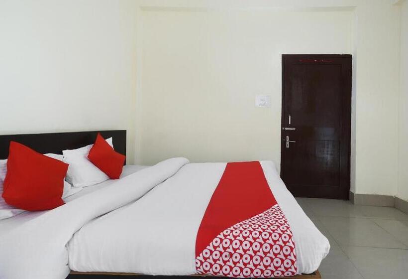 בית מלון כפרי Oyo 70414 Rudra