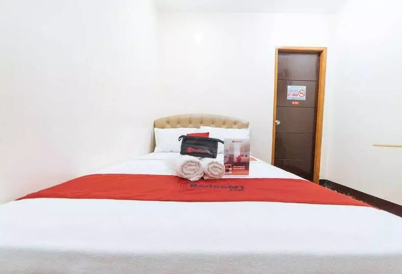 ホテル Reddoorz @ Plaridel Street Roxas City