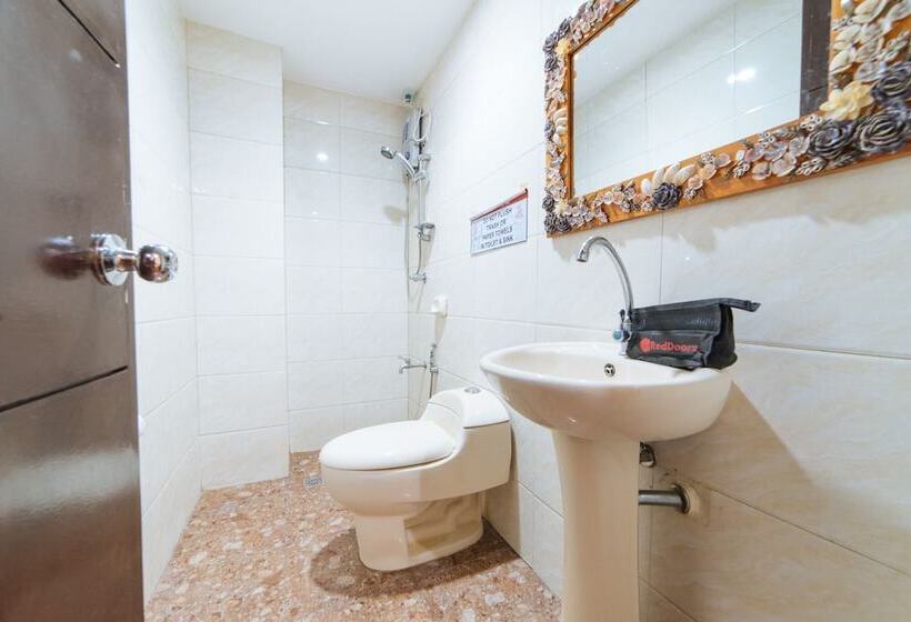 فندق Reddoorz @ Plaridel Street Roxas City