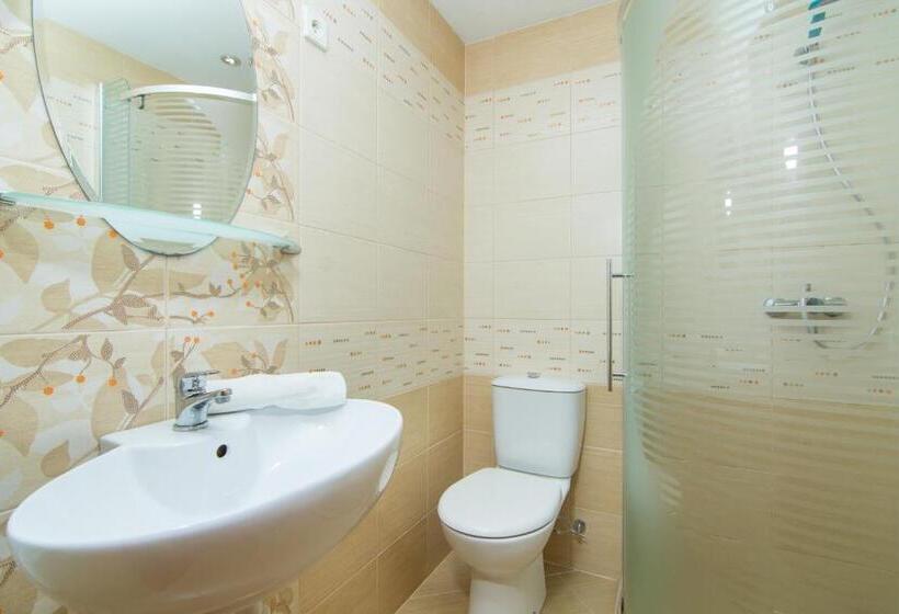 Отель Relax Kycera