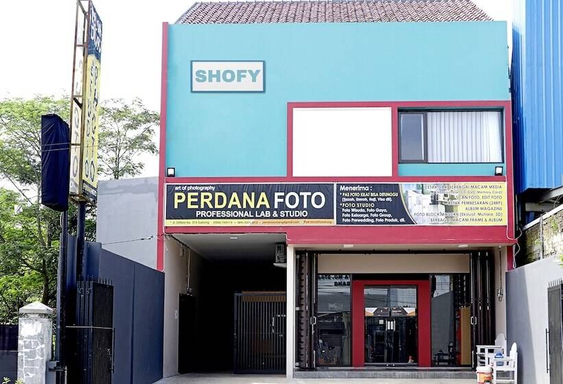 בית מלון כפרי Shofy Guest House Syariah 33 Subang