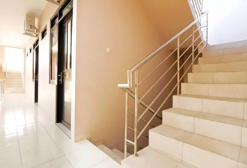 ホテル Shofy Guest House Syariah 33 Subang
