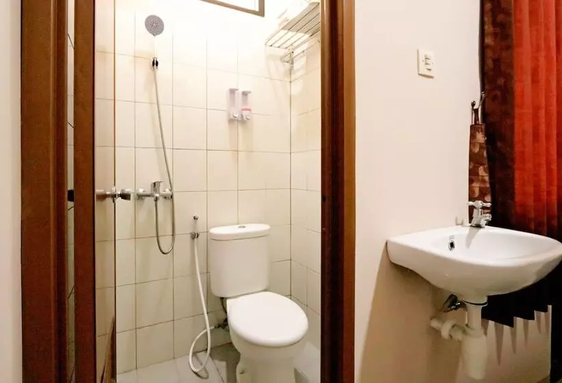 ホテル Shofy Guest House Syariah 33 Subang
