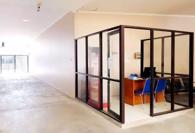 ホテル Shofy Guest House Syariah 33 Subang