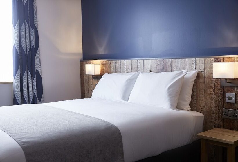 호텔 The Churchill By Greene King Inns