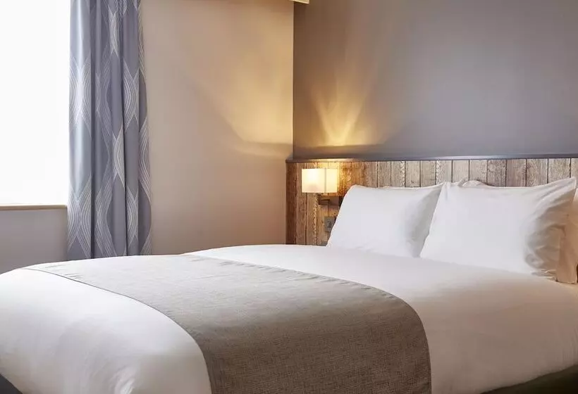 ホテル The Churchill By Greene King Inns