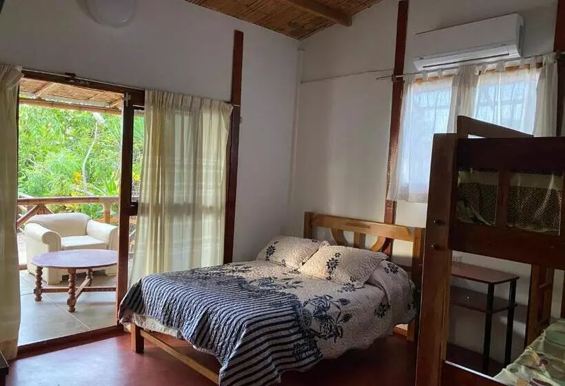 Hotelli Villa Mistika