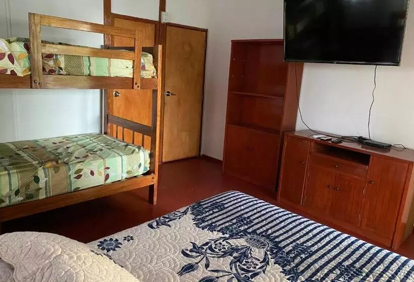 Hotelli Villa Mistika