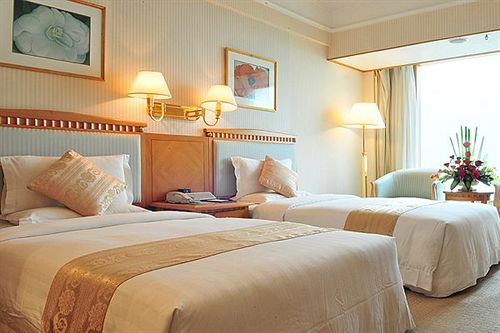 Harbourview Hotel & Resort