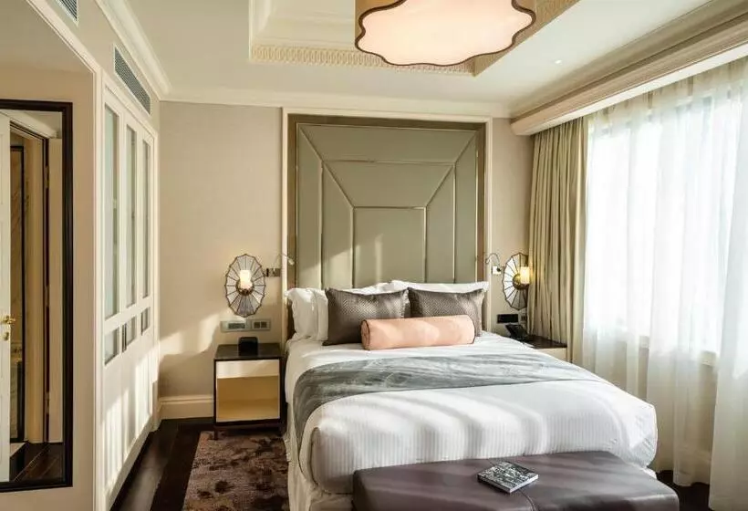 هتل Caravelle Saigon
