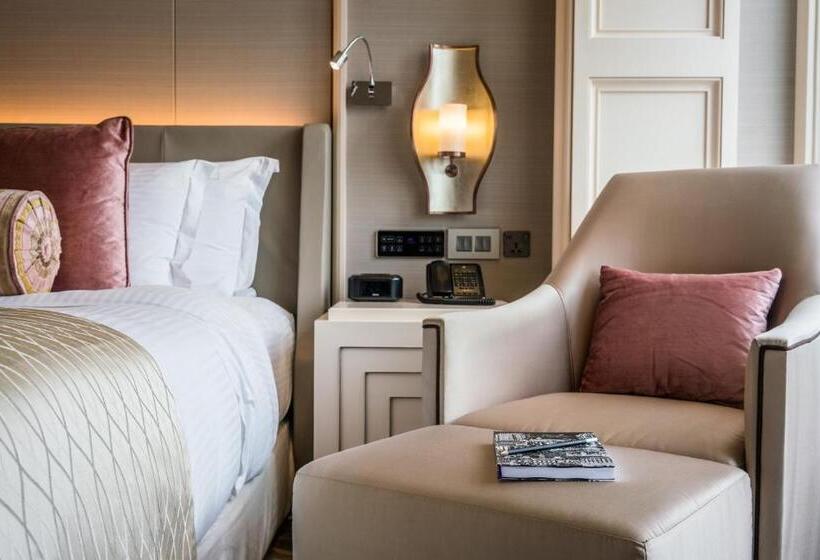 هتل Caravelle Saigon