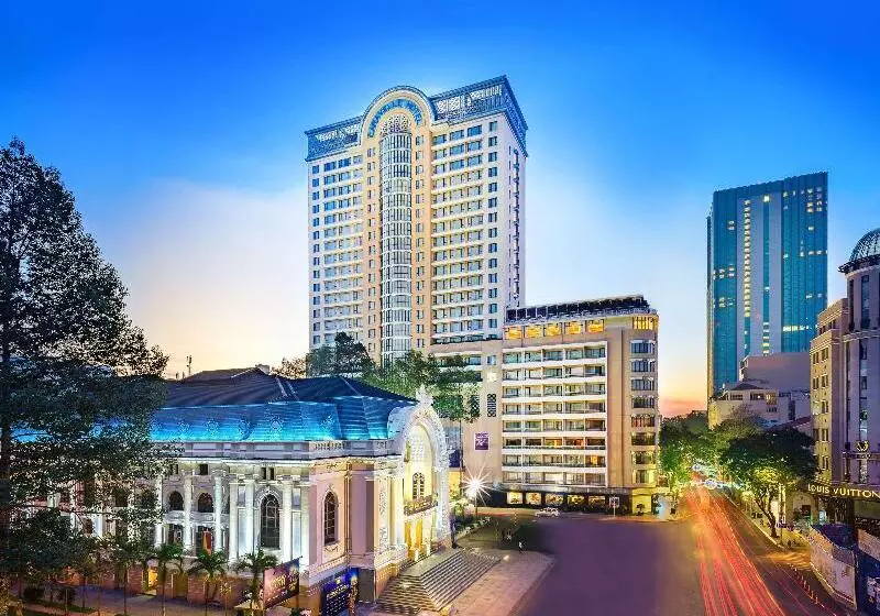 هتل Caravelle Saigon