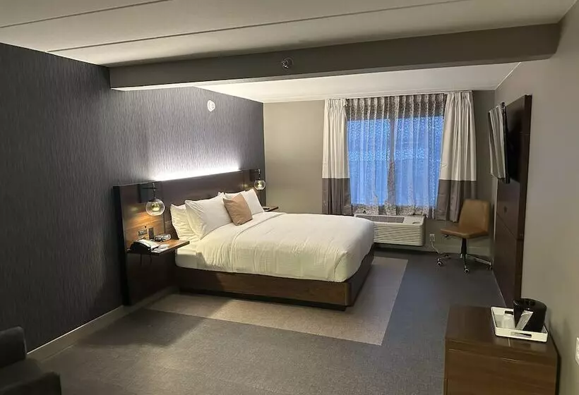 Hotel Four Points By Sheraton Columbus  Polaris