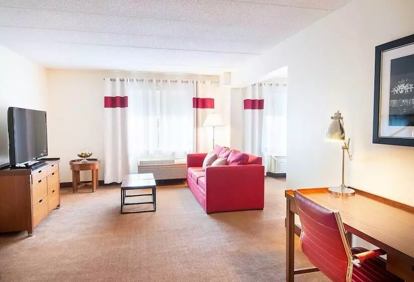 Hotel Four Points By Sheraton Columbus  Polaris