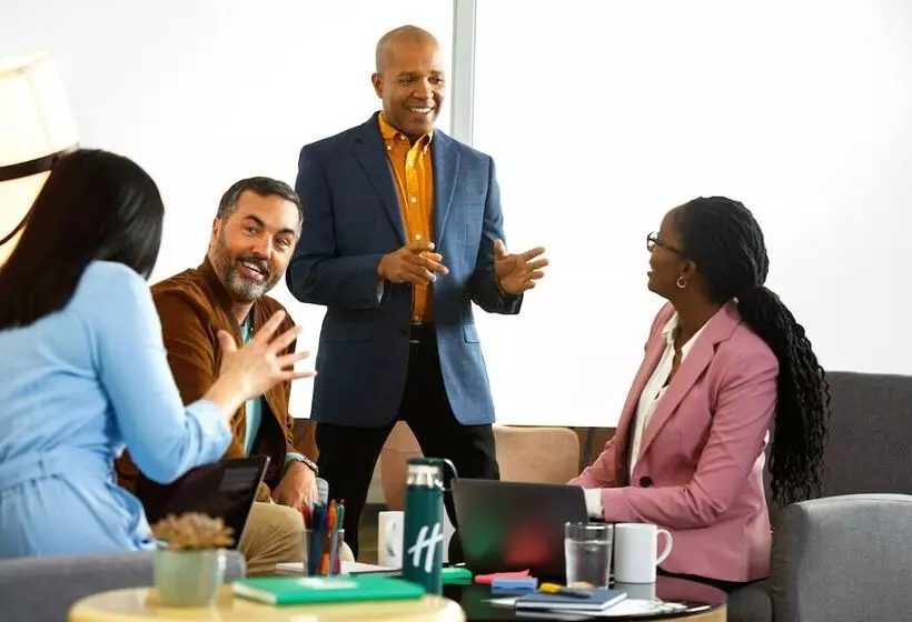 هتل Holiday Inn   Tampa North, An Ihg