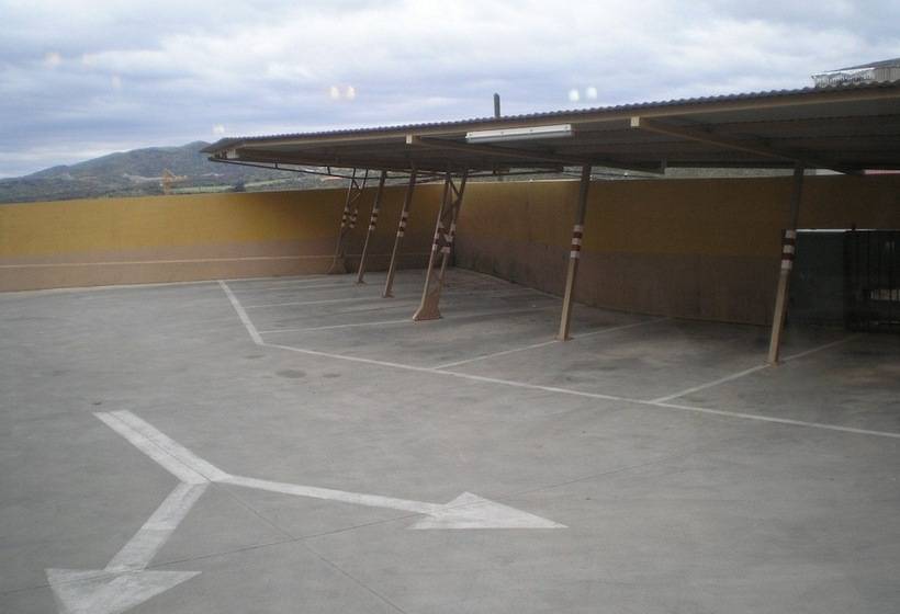 فندق Hostal Real