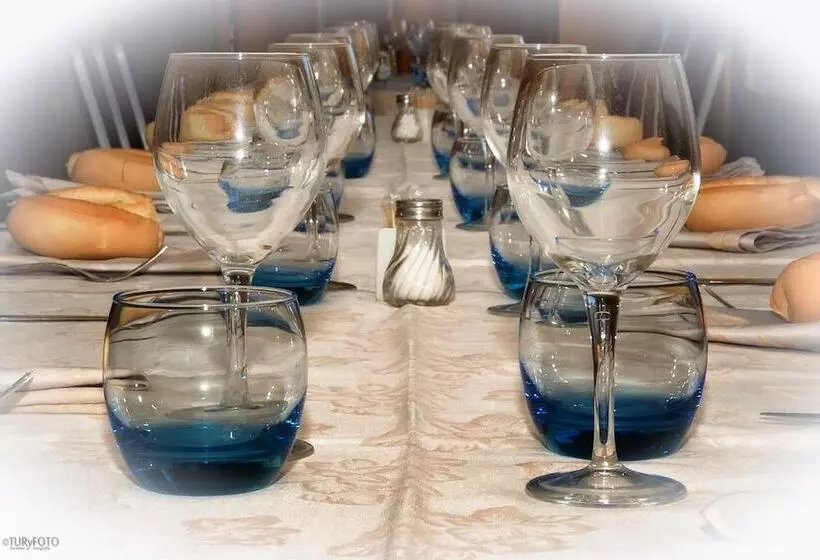 בית מלון כפרי Hostal Real