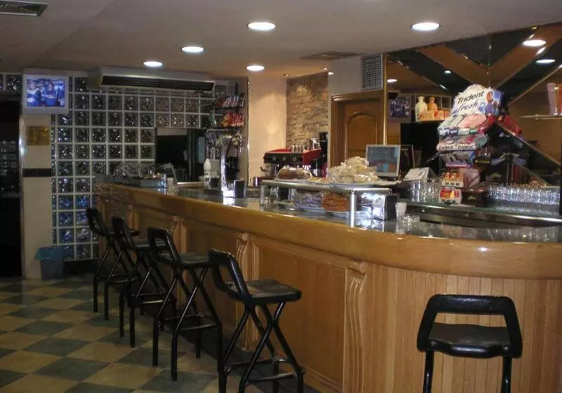 בית מלון כפרי Hostal Real