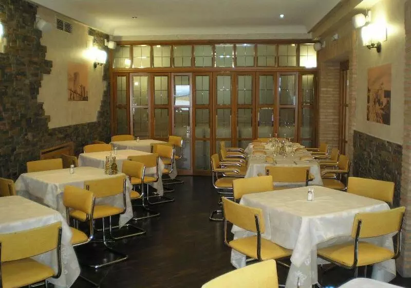 בית מלון כפרי Hostal Real