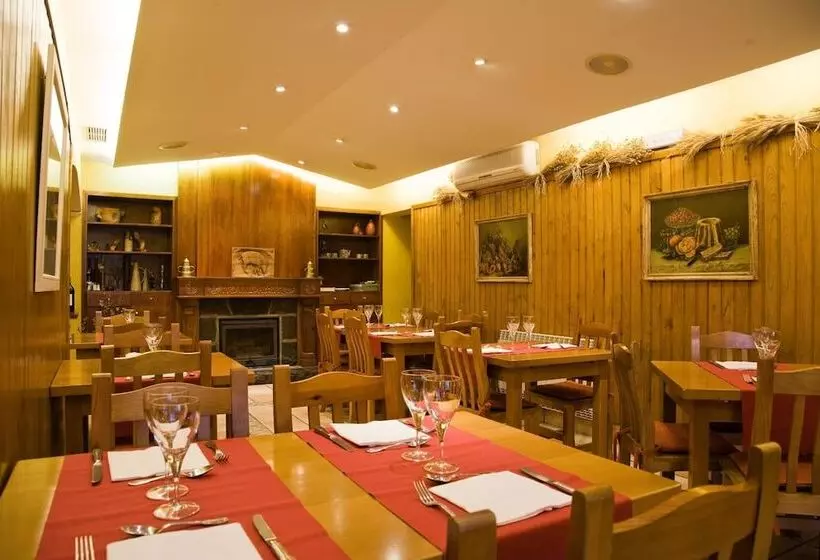 ホテル Hostal Salazar