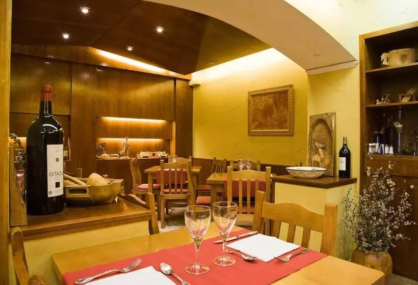 ホテル Hostal Salazar