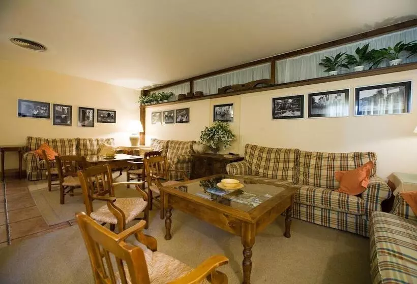 ホテル Hostal Salazar