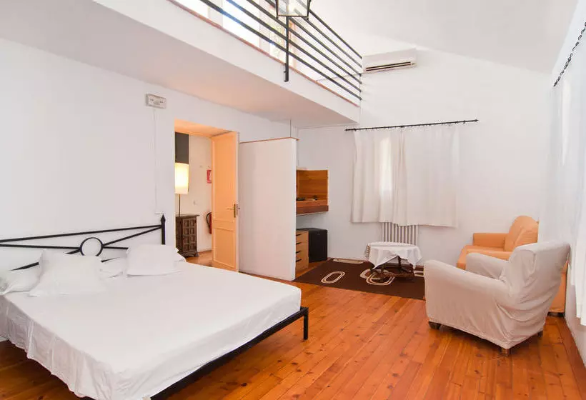 فندق Villa León De Sineu