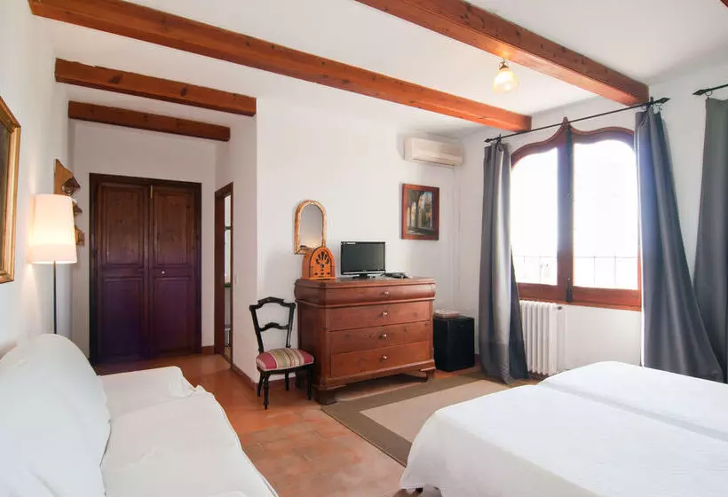 فندق Villa León De Sineu