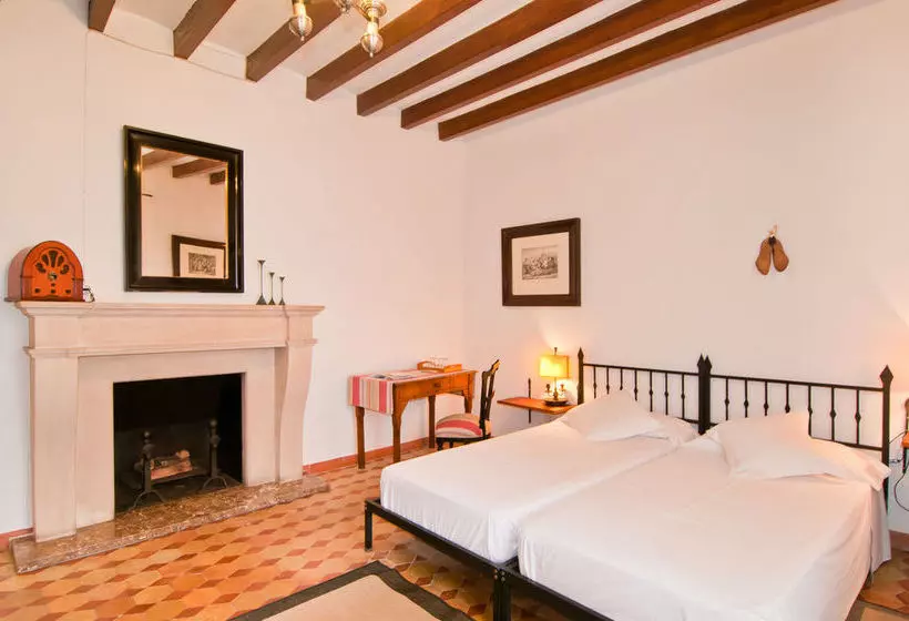 فندق Villa León De Sineu